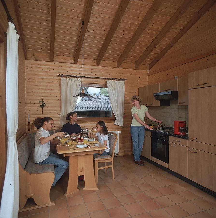 Haus 2 - Typ B Hotel Schönecken Екстериор снимка